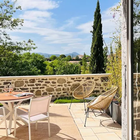 Luxury With Large Terrace شقة Saint-Andre-de-Cruzieres