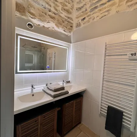 Luxury With Large Terrace Apartamento Saint-Andre-de-Cruzieres