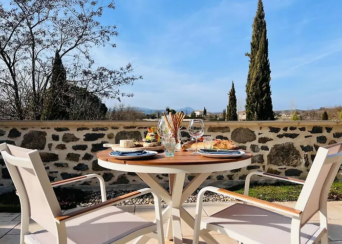 Luxury With Large Terrace Saint-Andre-de-Cruzieres